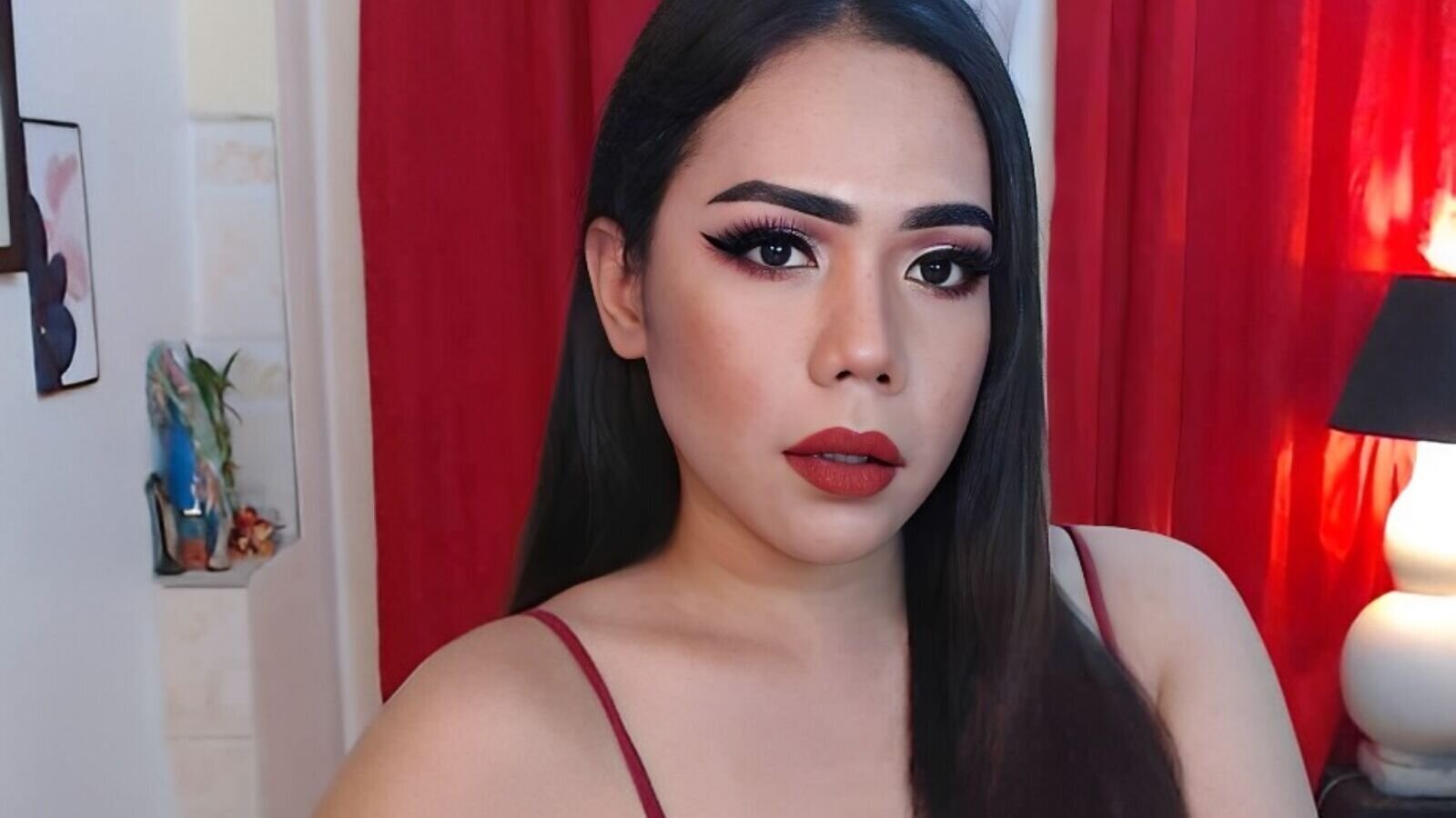 AlvinnaGarcia Amateur Masturbating