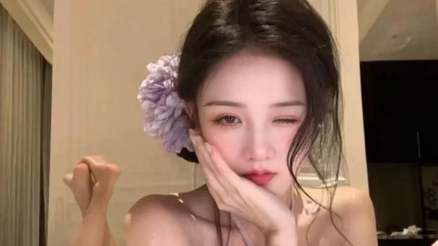 AngaerHua Amateur Masturbating