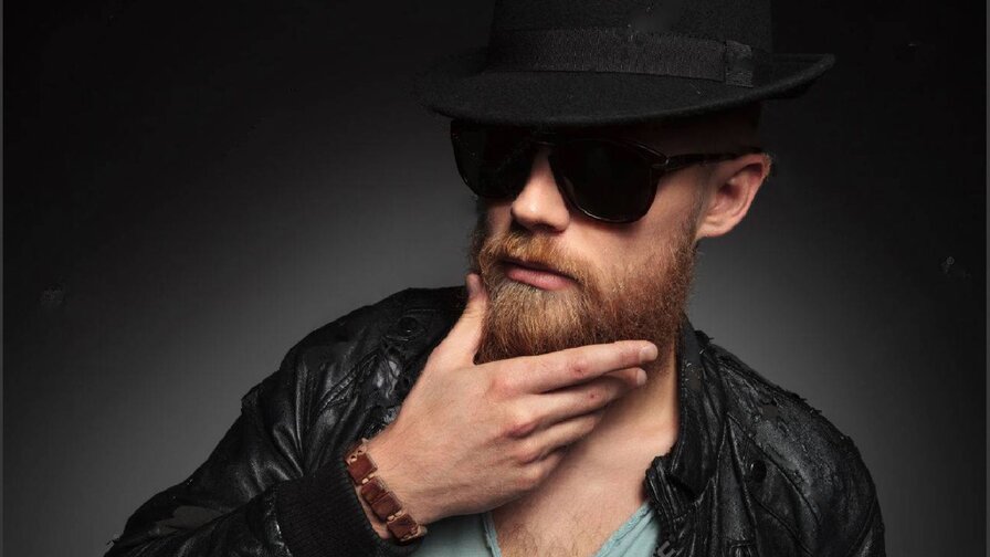 DrEine Amateur Masturbating