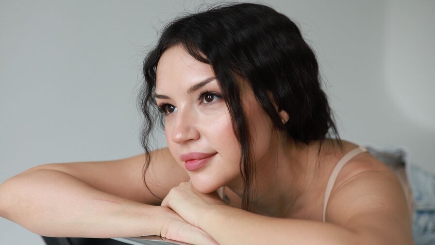 ElinaMalina Amateur Masturbating