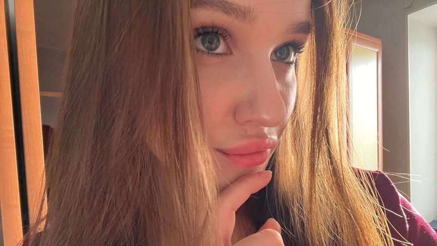 ElisaHeathe Amateur Masturbating