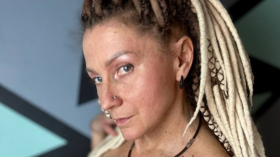 FridaTander Amateur Masturbating