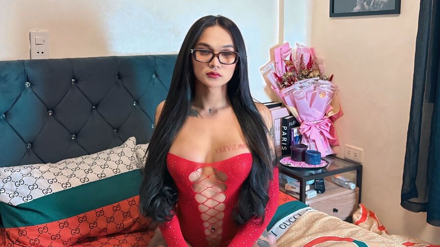 HollyGivenchy Amateur Masturbating