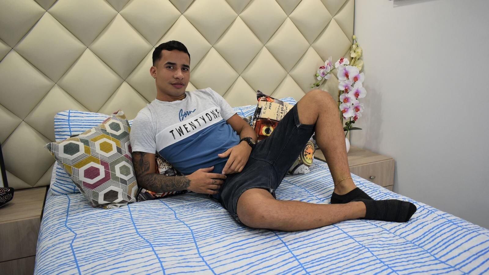 JuanGibson Amateur Masturbating
