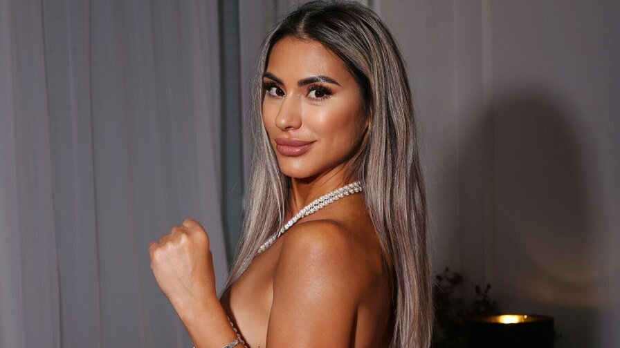 JullyBlair Amateur Masturbating