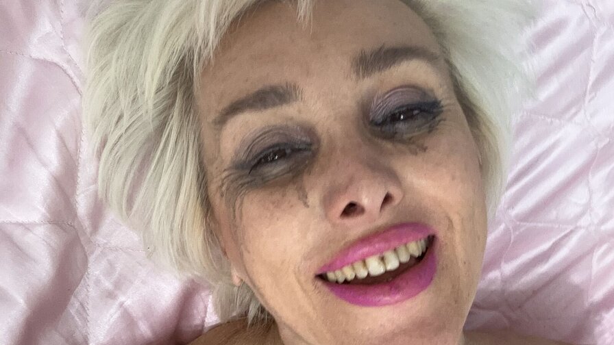 LiliannaSmith Amateur Masturbating