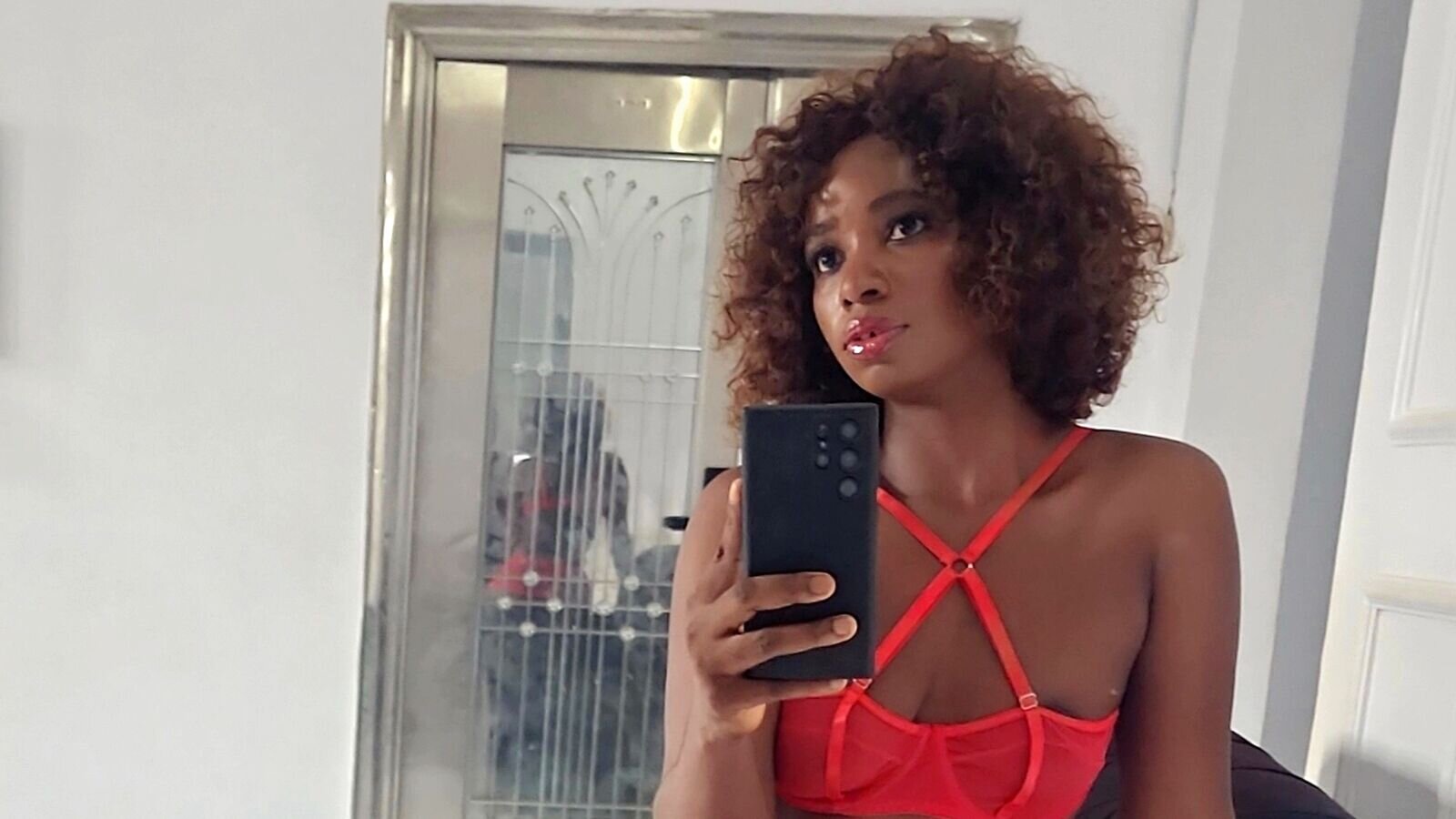 LuluWilde Amateur Masturbating