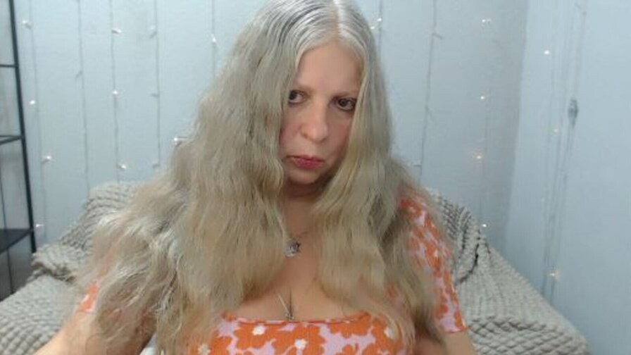 MariaAnziana Amateur Masturbating