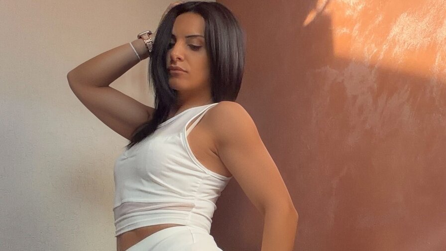 MedannaBerger Amateur Masturbating
