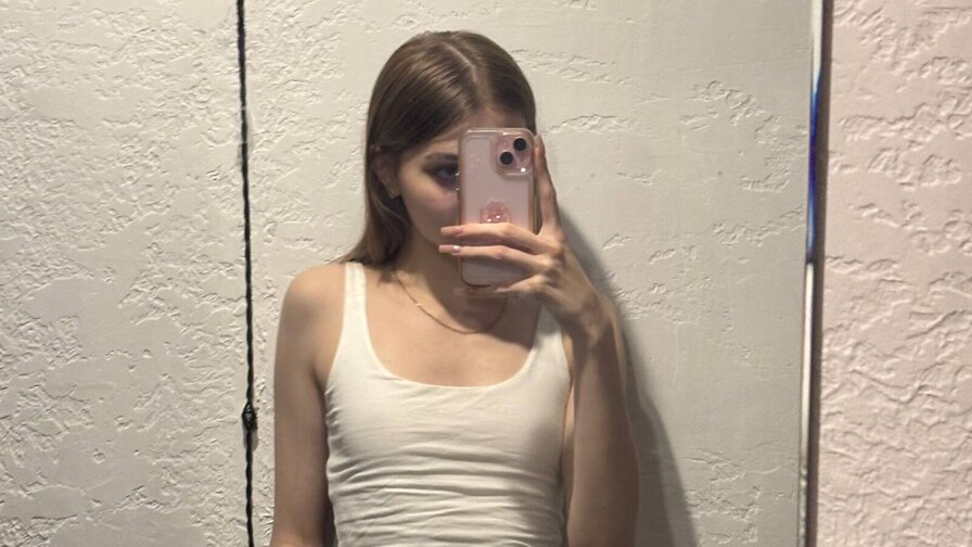 YiBisher Amateur Masturbating